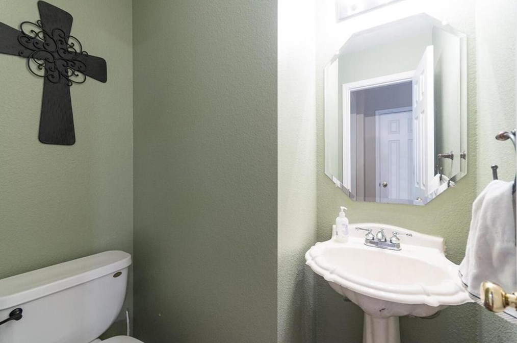 8928 Frock Ct, Austin TX 78748-5331 exterior