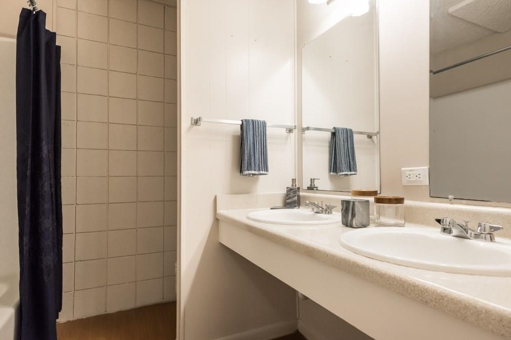 3212 Red River St Apt 114, Austin, TX 78705