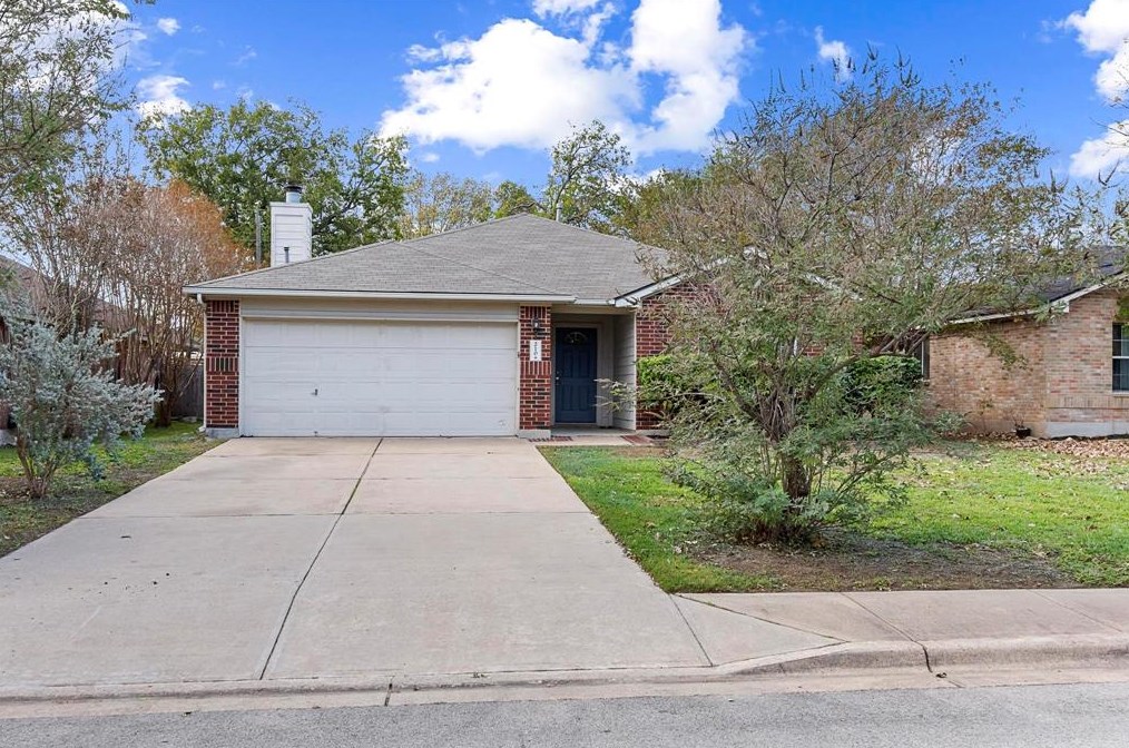 210 Buttercup St, Uhland, TX 78640-4209