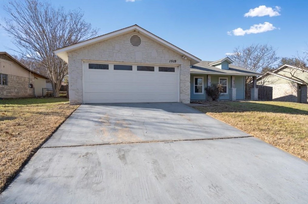 1519 Gatlinburg Dr, Pflugerville, TX 78660