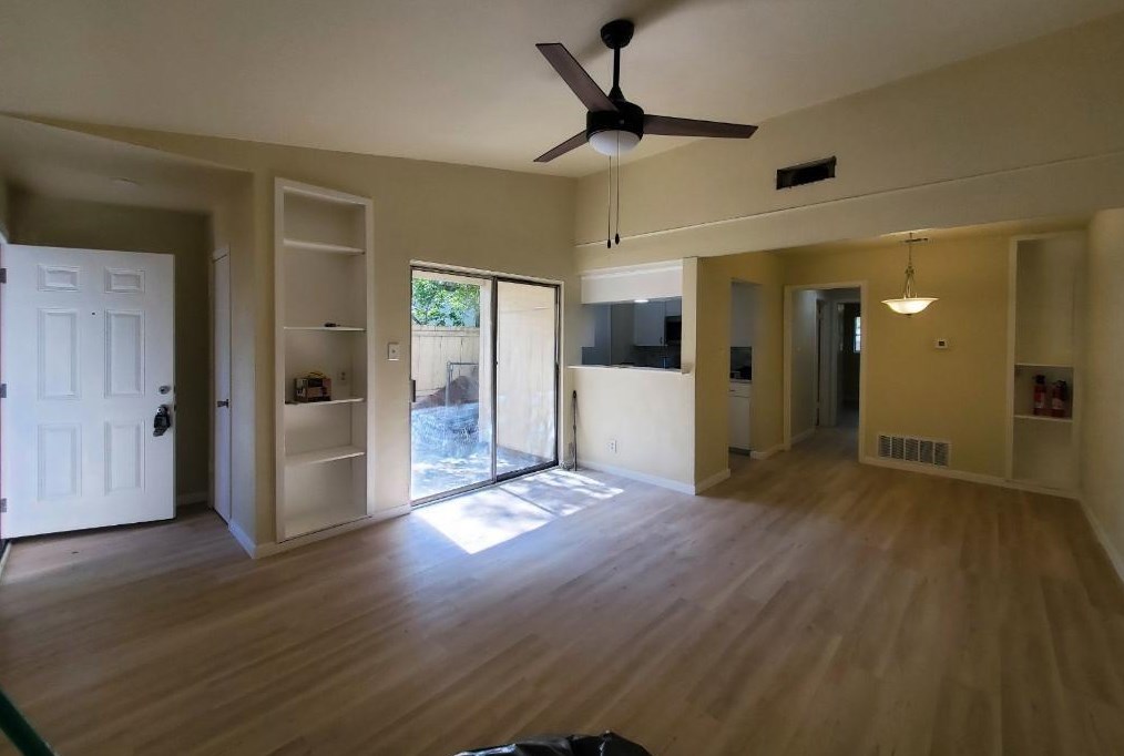 5906 Emerald Forest Dr, Austin TX  78745-2921 exterior