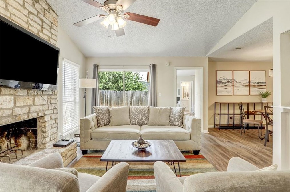219 Stowaway Cove #a, Austin, TX 78734
