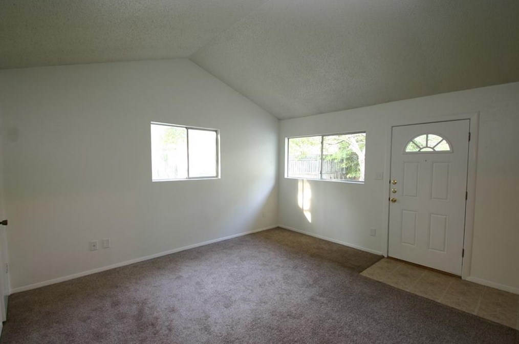 807 Plumpton Dr #b, Austin, TX 78745