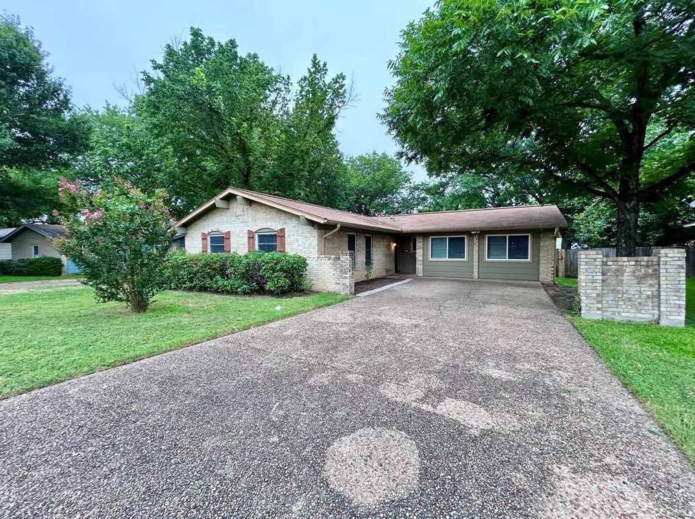 8412 Daleview Dr, Austin, TX 78757-7511