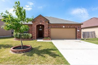 515 N Carrington St, Hutto, TX 78634 - Photo 1