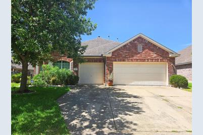 1006 Canyon Maple Rd, Pflugerville, TX 78660 - Photo 1