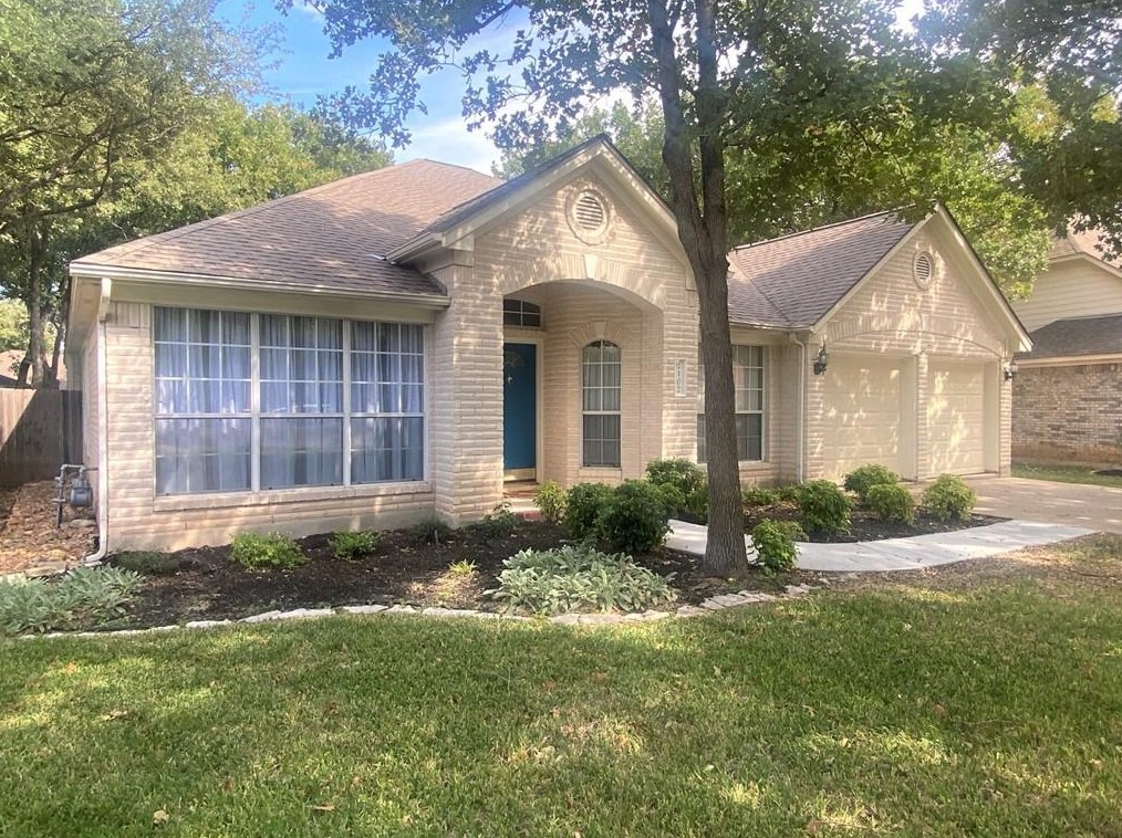 2102 Red Oak Cir, Round Rock, TX 78681