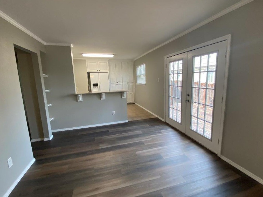 6209 Mountain Shadows Dr, Austin TX  78735-8039 exterior