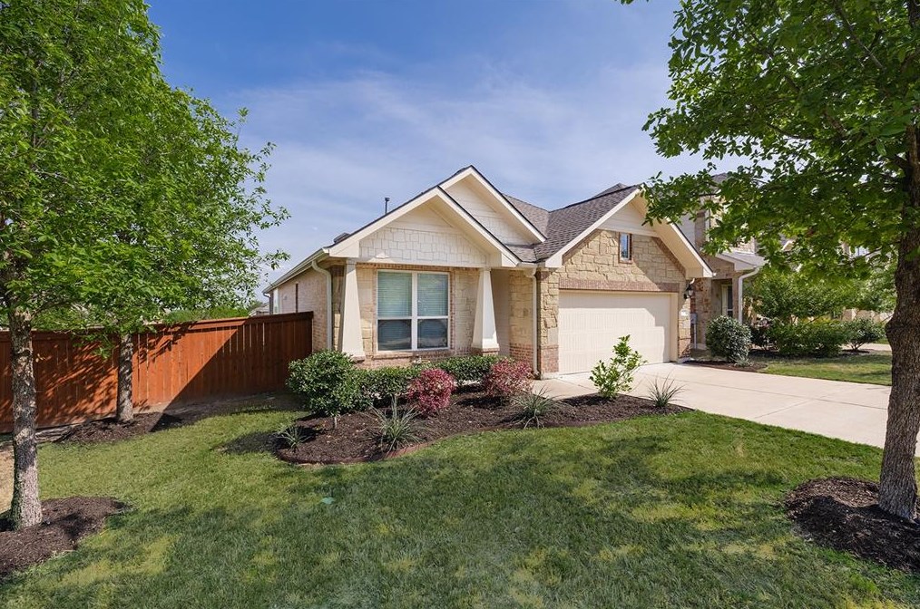 2517 Auburn Chestnut Ln, Pflugerville TX  78660-3994 exterior