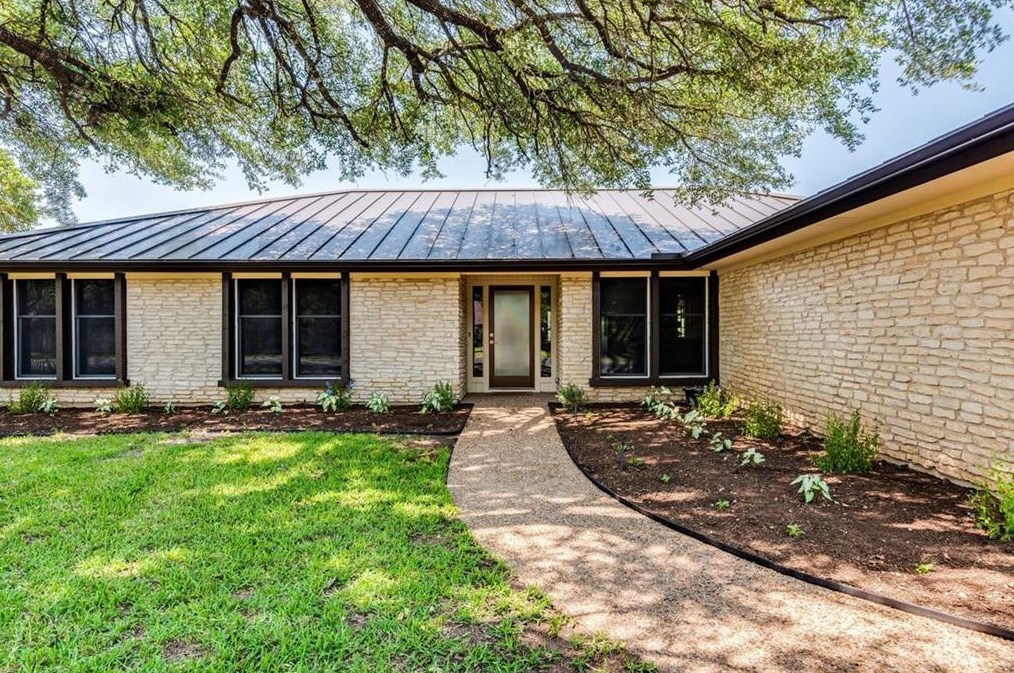 11146 Pinehurst Dr, Austin, TX 78747-1416