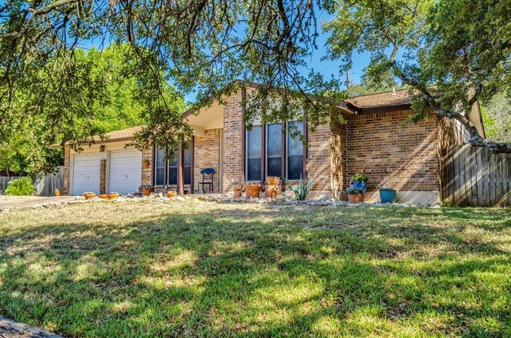 7004 Scenic Brook Dr, Austin, TX 78736-1924