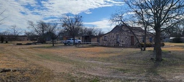 406 West Ave, Florence, TX 76527