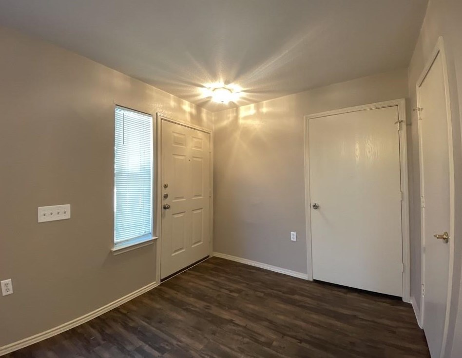 18424 Great Valley Dr, Webberville, TX 78653