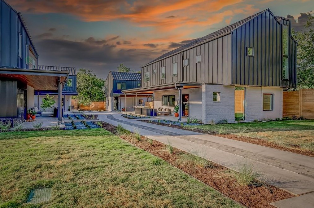3503 E 17th St #b4, Austin, TX 78721