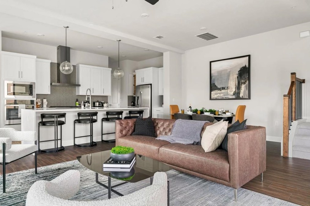 2005 Winsted Ln, Austin TX  78703-3049 exterior