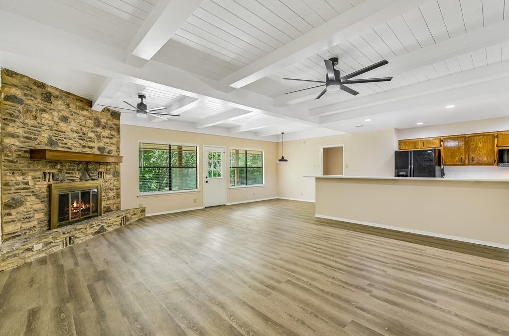 302 Hernandos Loop, Leander, TX 78641-2181