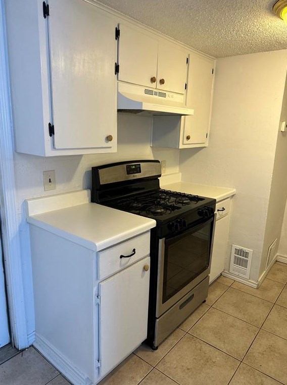 5200 Lancaster Ct, Austin, TX 78723-3072