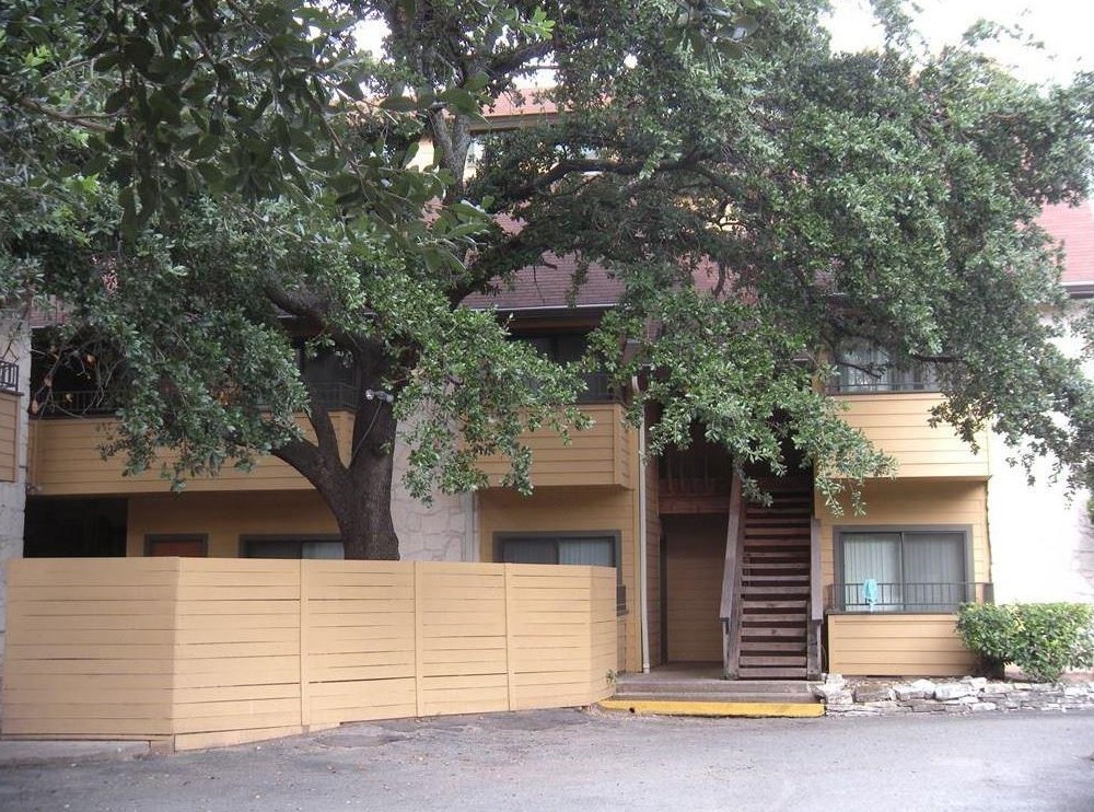 2714 Nueces St Apt 207, Austin, TX 78705