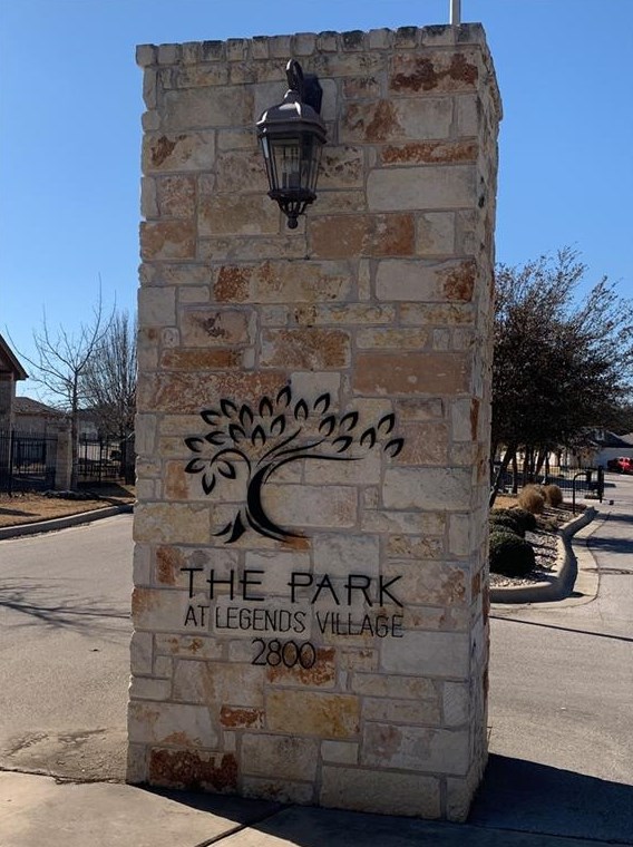 2800 Joe Dimaggio Blvd #44, Round Rock, TX 78665