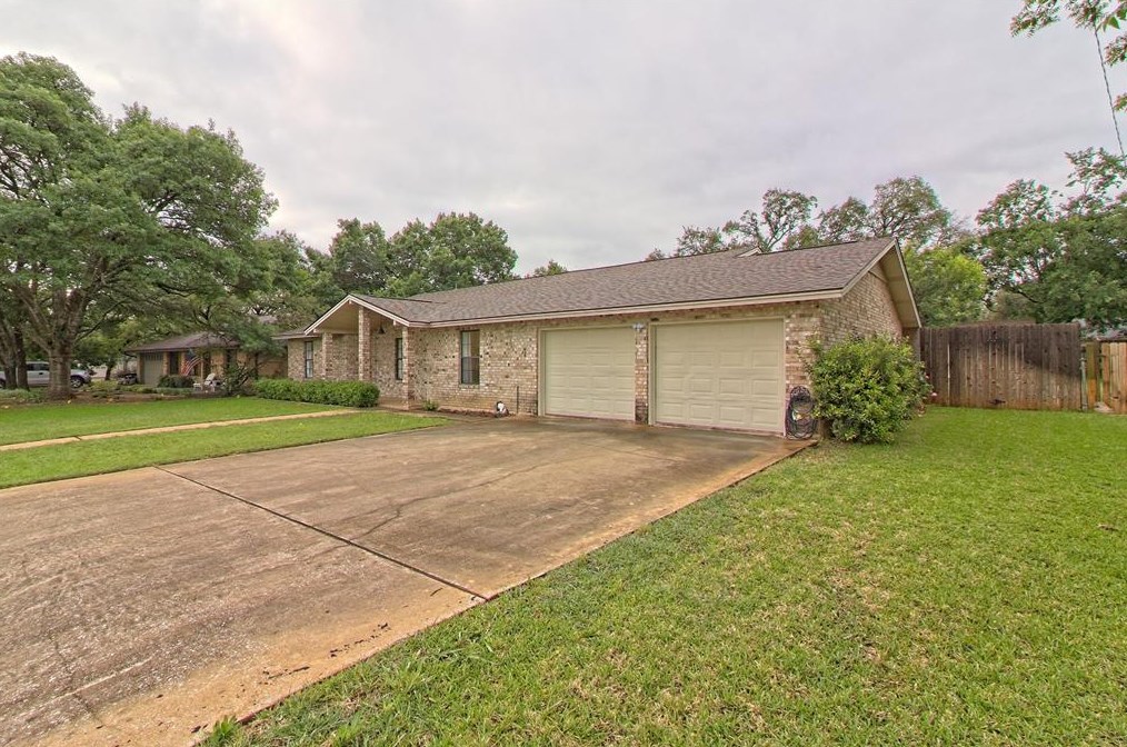 1908 Westwood Ln, Georgetown, TX 78628