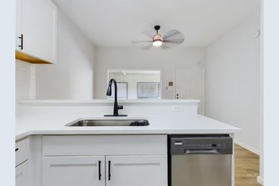 2815 Rio Grande St #112, Austin, TX 78705 - Photo 1