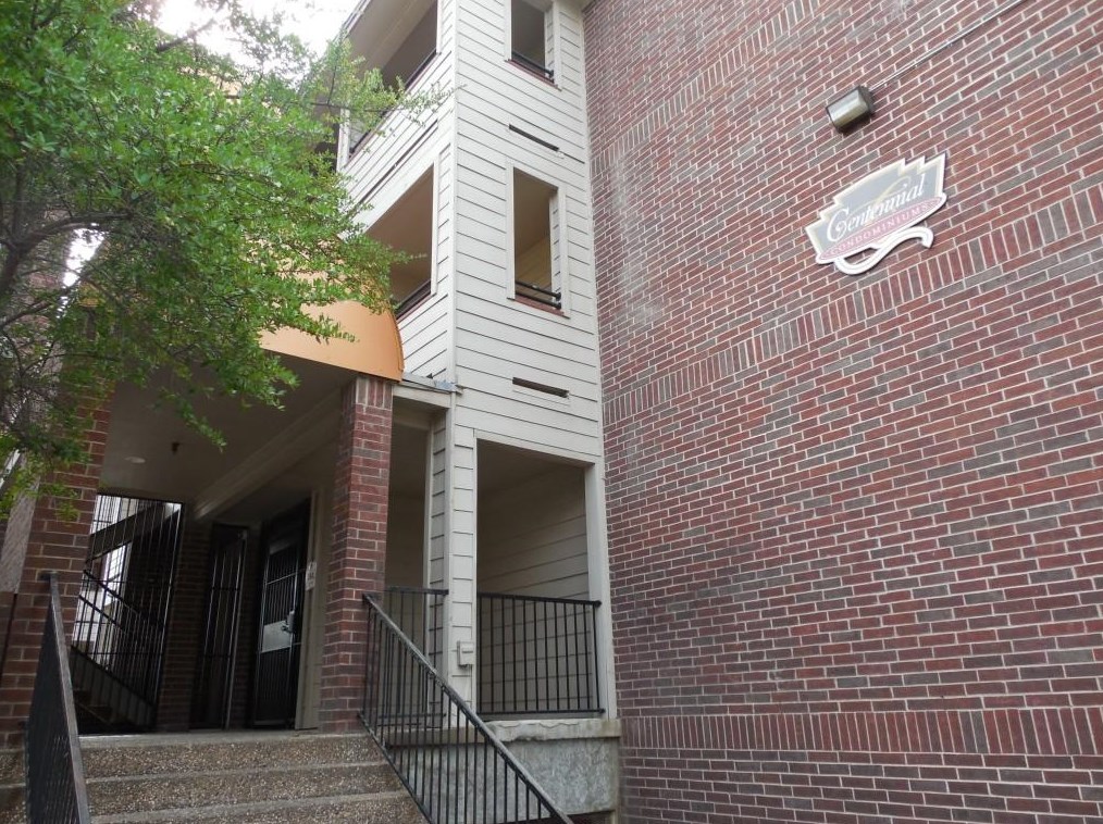 501 W 26th St #303, Austin, TX 78705
