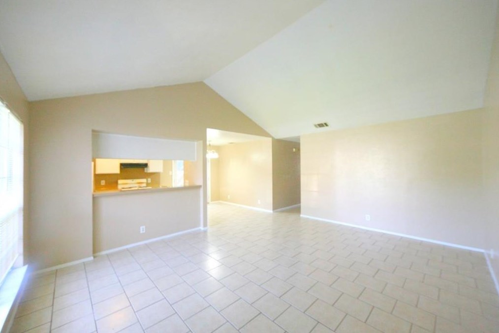 1813 Nicole Cir, Round Rock, TX 78664-2131