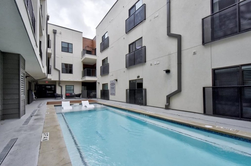 2213 Poquito St, Austin TX  78722-2446 exterior