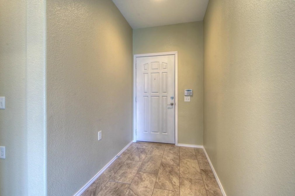 8616 Keynes Ln, Austin TX  78747-3964 exterior