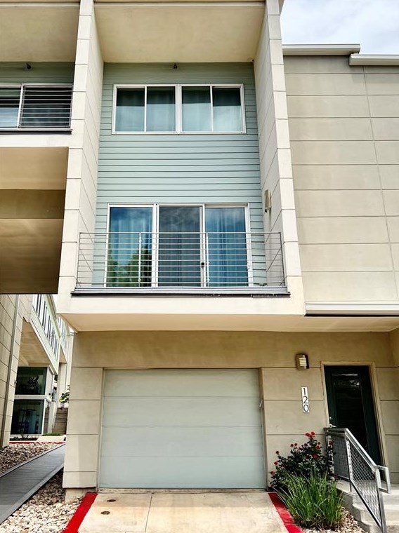604 N Bluff Dr #120, Austin, TX 78745