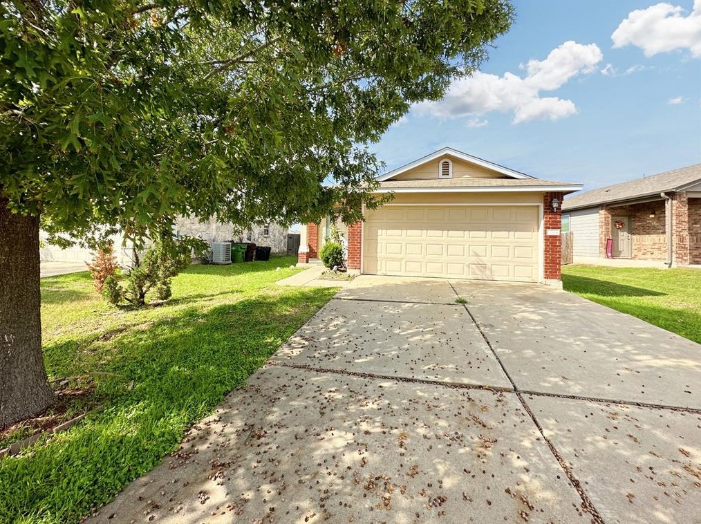 13704 Theodore Roosevelt St, Webberville, TX 78653
