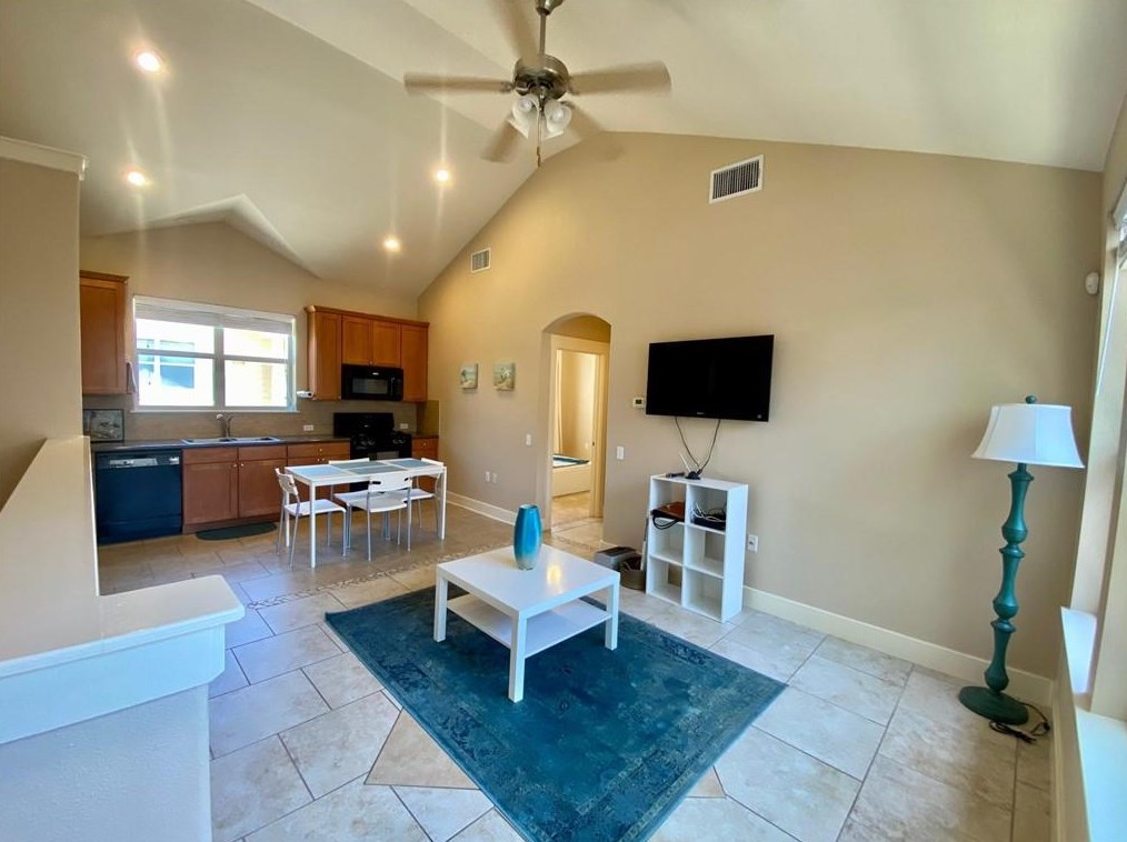 1601 Miriam Ave Unit 119, Austin, TX 78702