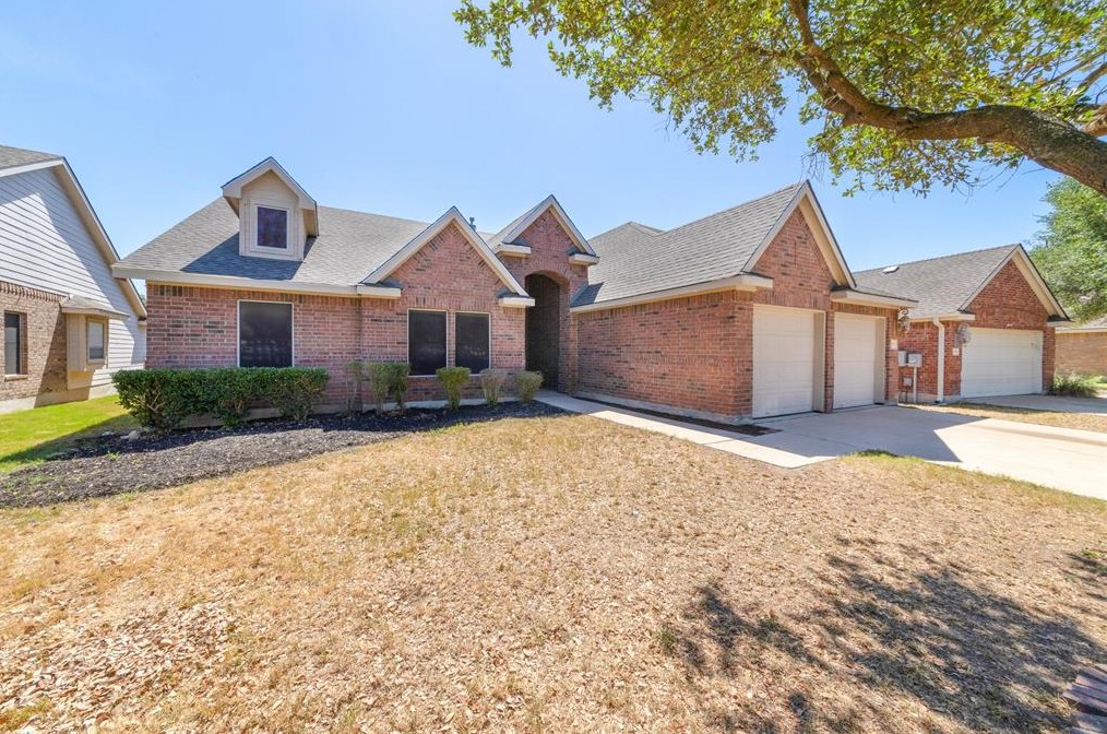 203 Nick Price Loop, Round Rock, TX 78664-4035