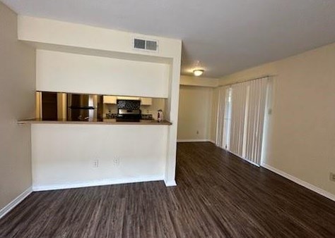 1317 Southport Dr, Austin, TX 78704-6851