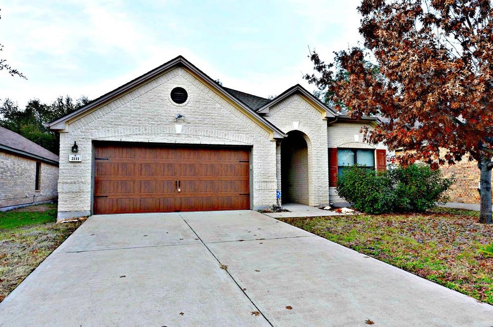 2111 Golden Arrow Ave, Cedar Park, TX 78613