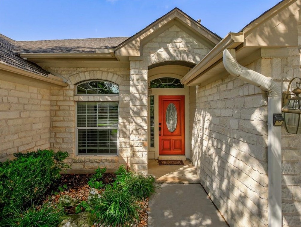 10928 Quarry Oaks Trl, Austin TX  78717-4439 exterior