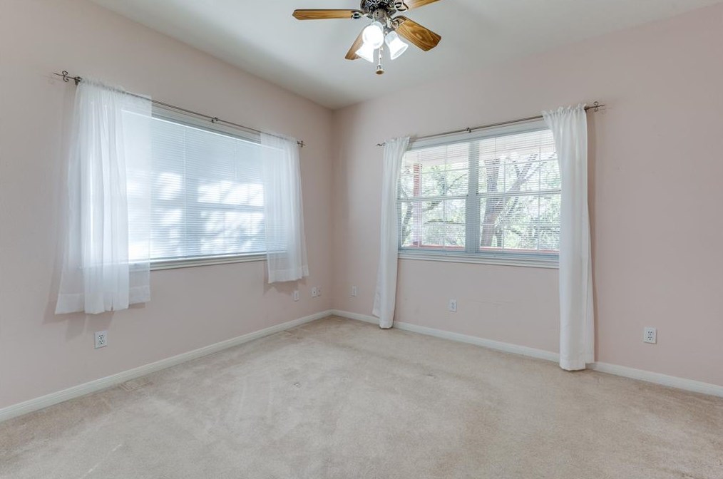 425 Oriole Trl, New Braunfels TX 78133-4119 exterior