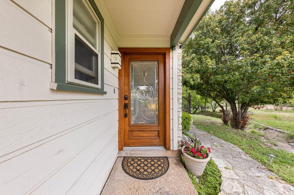 306 Sailmaster St, Austin TX  78734-4110 exterior