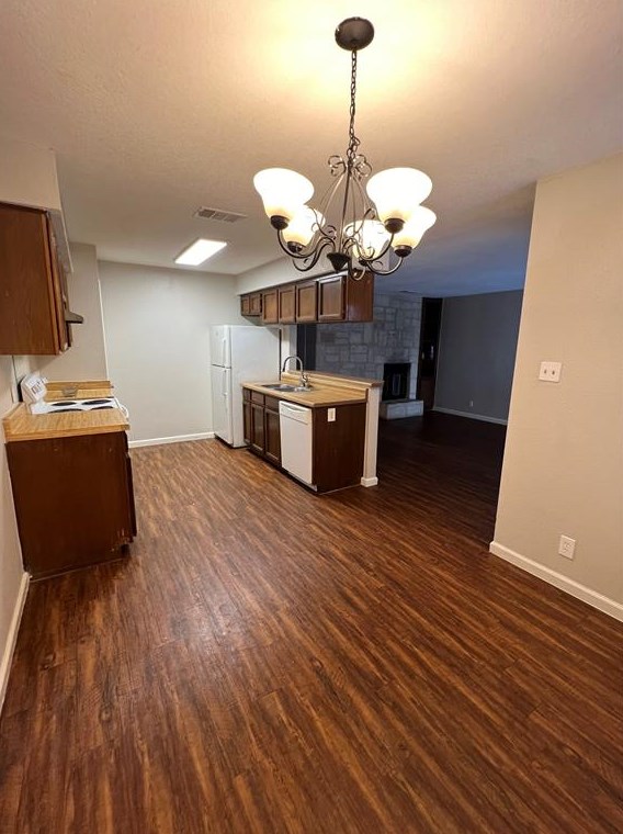 209 E Noton St #102, Pflugerville, TX 78660