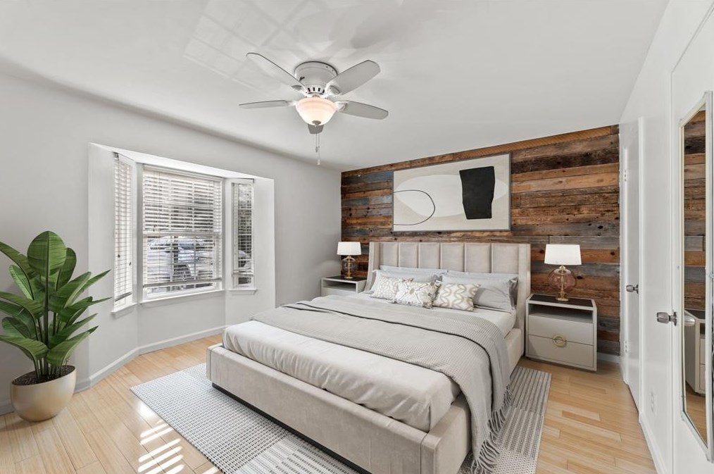 1240 Barton Hills Dr, Austin TX  78704-2080 exterior