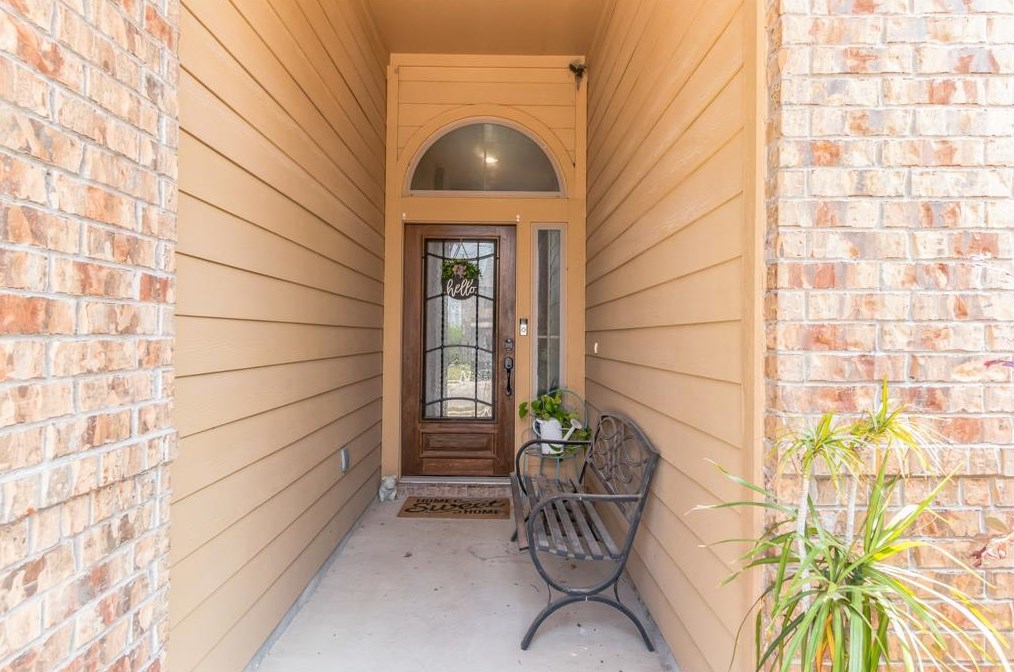 736 Hot Spring Valley, Creedmoor, TX 78610
