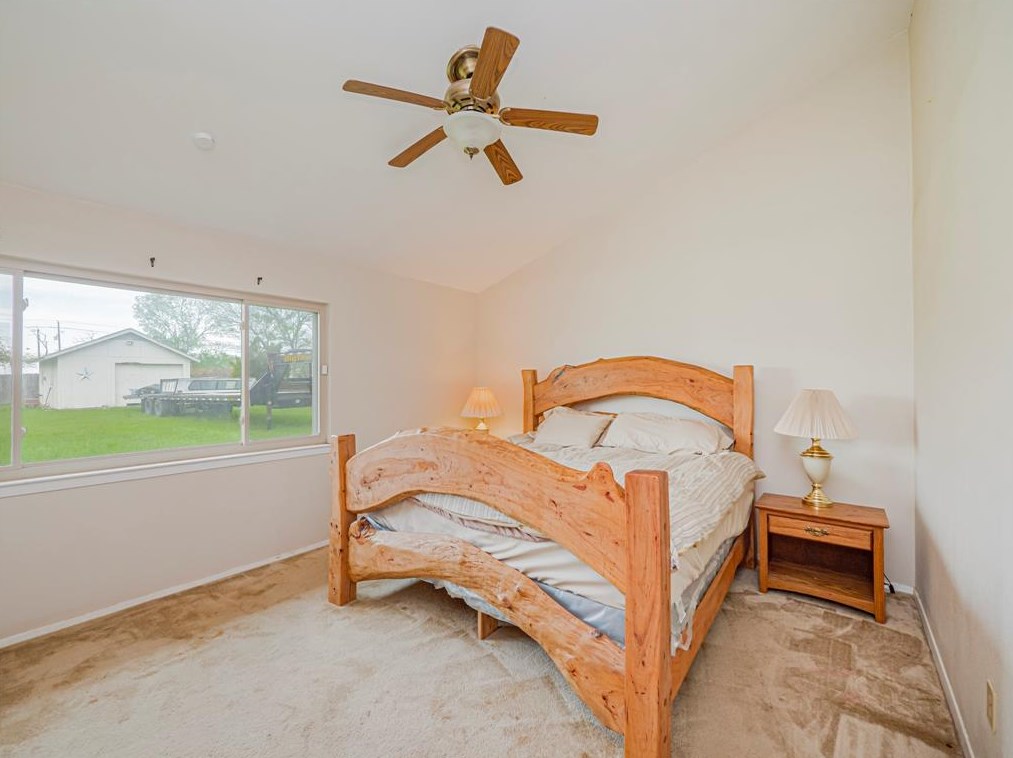 15308 Spg Hl Ln, Pflugerville TX 78660-3339 exterior