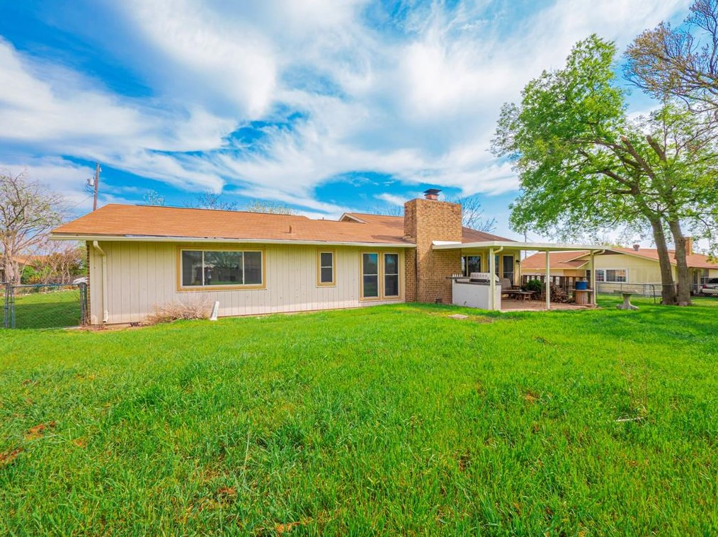 15308 Spg Hl Ln, Pflugerville TX 78660-3339 exterior