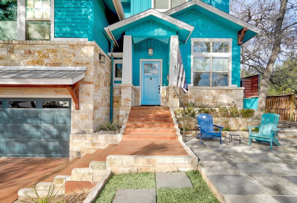 802 Meriden Ln, Austin TX  78703-4536 exterior