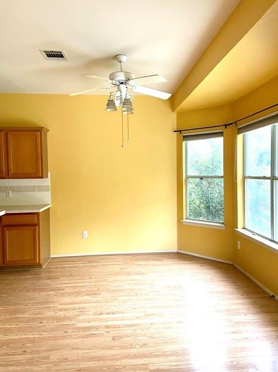 1432 Thibodeaux Dr, Round Rock TX  78664-7224 exterior