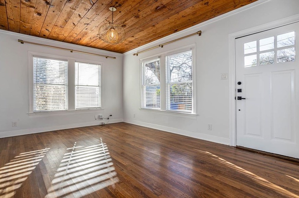 2003 Newning Ave, Austin TX  78704-4339 exterior