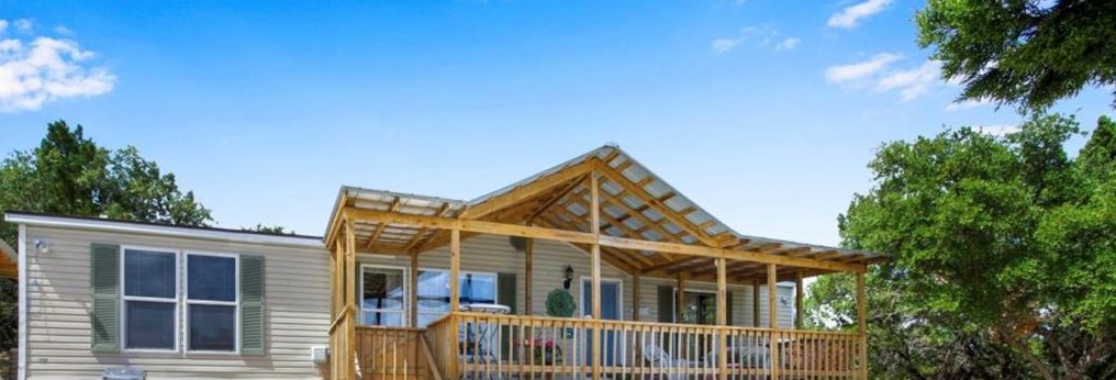 1502 Cyn Trce, New Braunfels TX  78133-2145 exterior