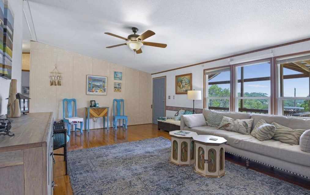 1502 Cyn Trce, New Braunfels TX  78133-2145 exterior