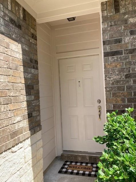 420 Cobblestone Dr, Jarrell TX  76537-1704 exterior