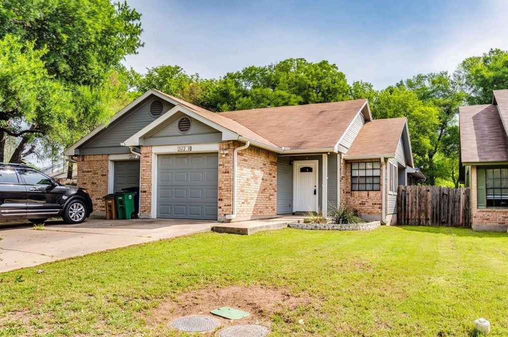 2612 Garrettson Dr # B, Austin, TX